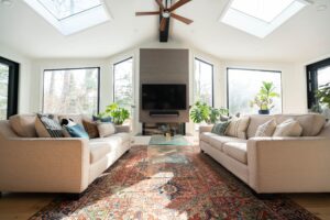 Cozy living room with clean furniture and area rug